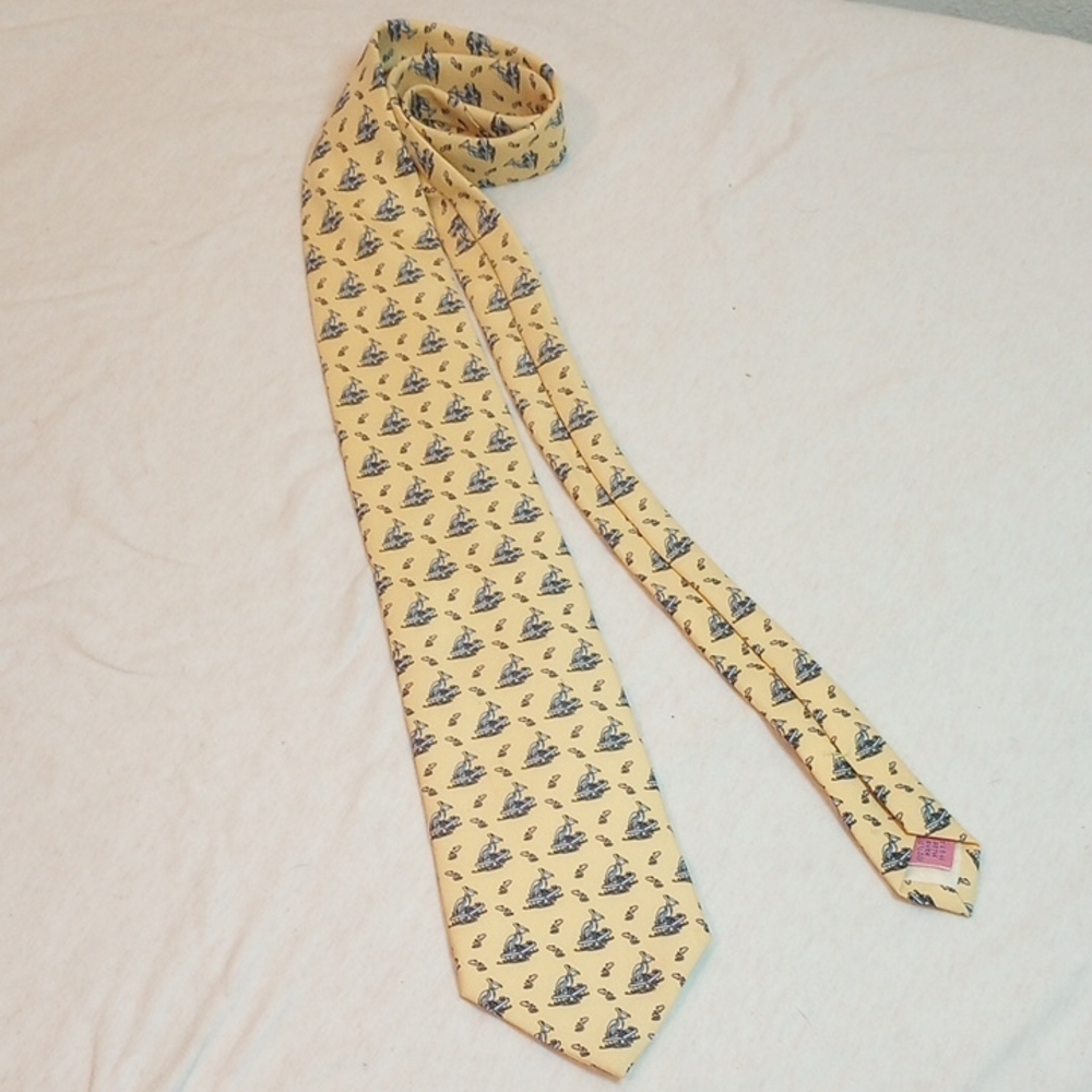 Vineyard Vines Yellow Pelican Tie